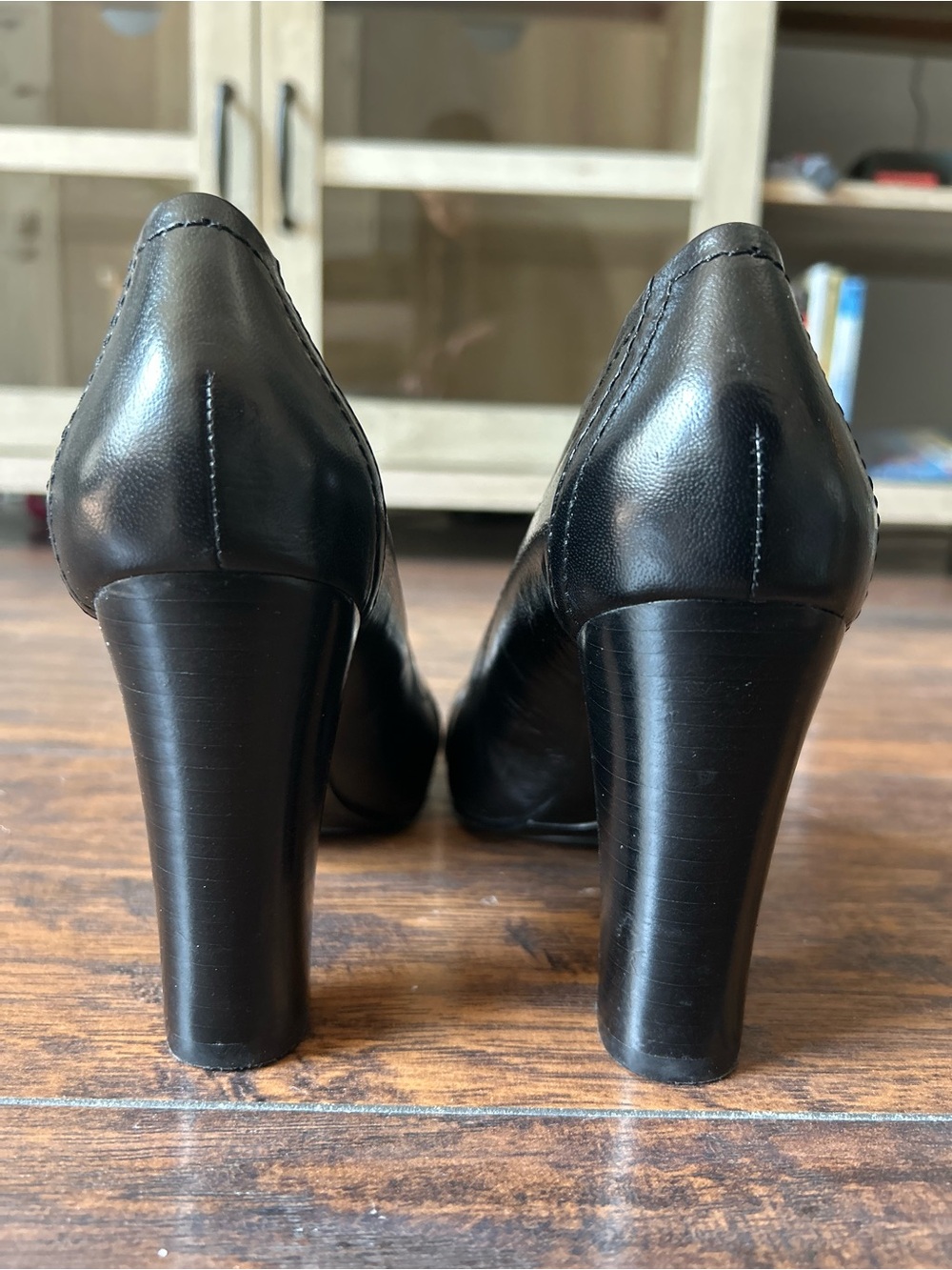 Nine West, Women, Black Leather Heeled Pumps with Silver Buckle - Picture 8 of 12